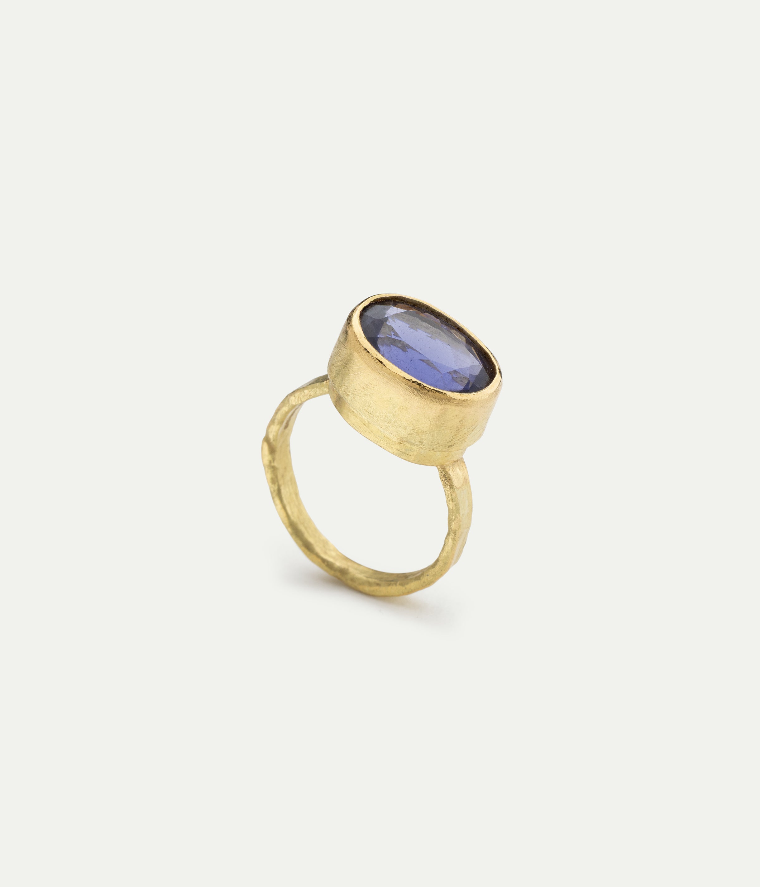 Bague Iolite