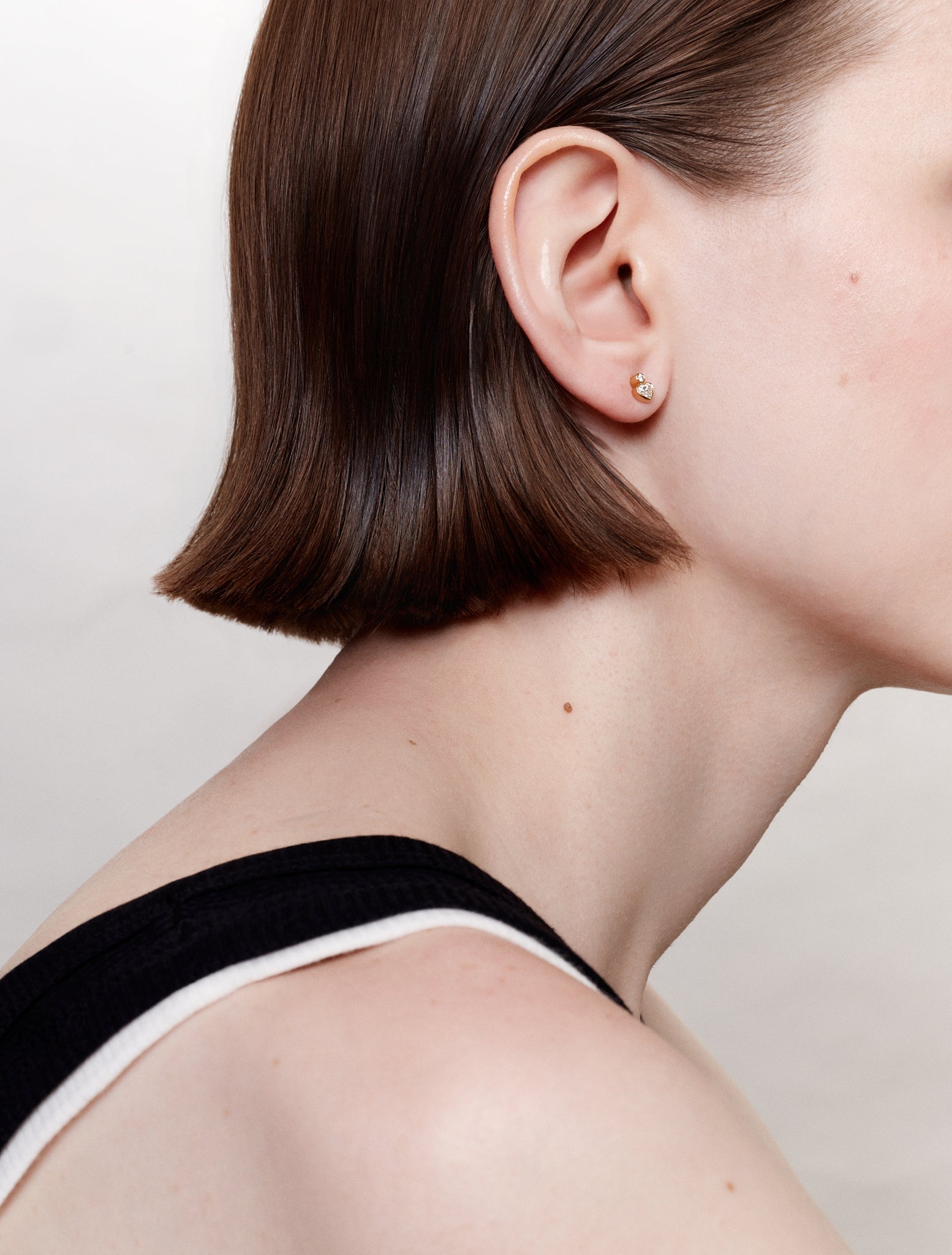 Petit Lily Cœur yellow gold and diamonds single earring