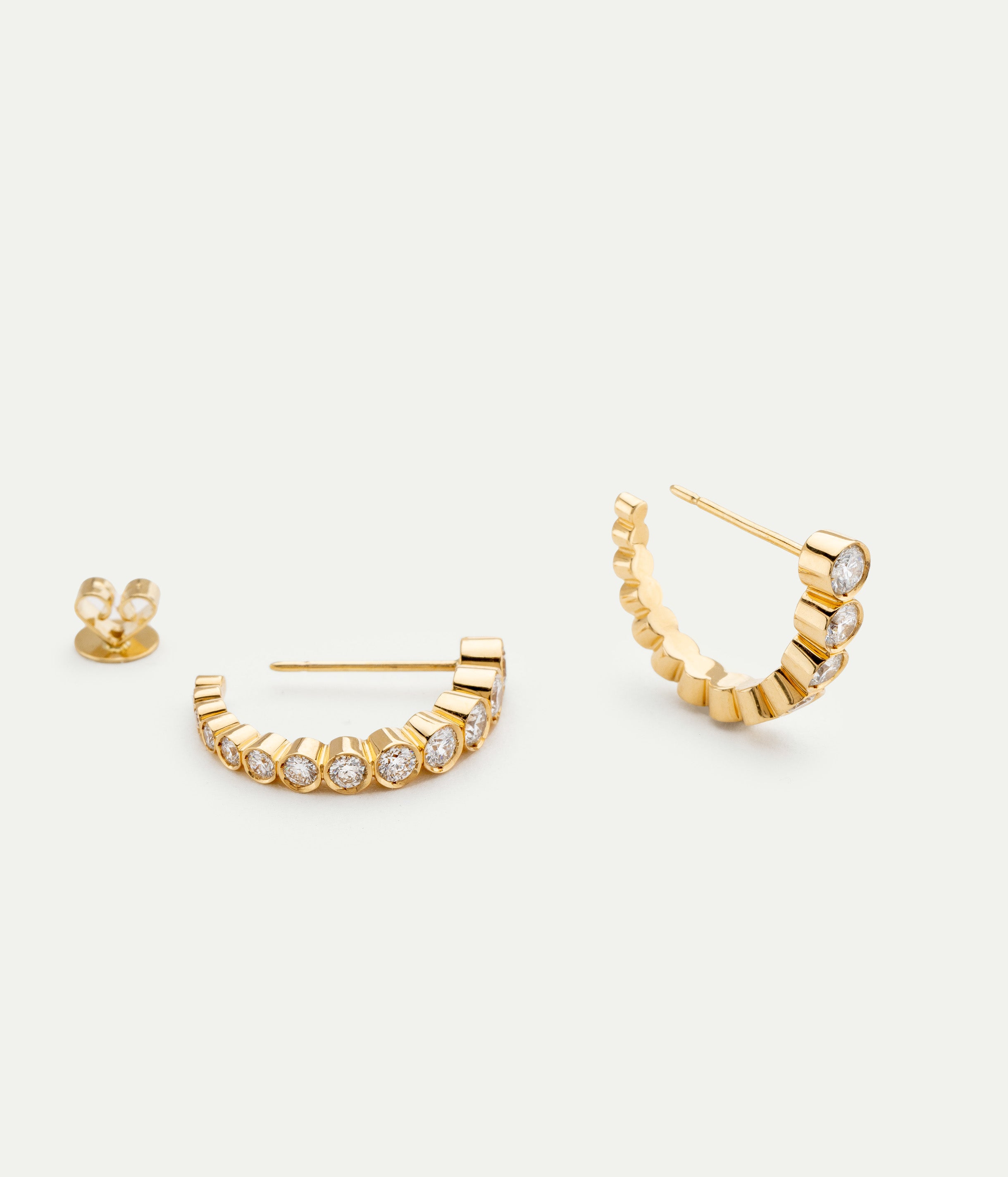 Ensemble yellow gold and diamonds earrings
