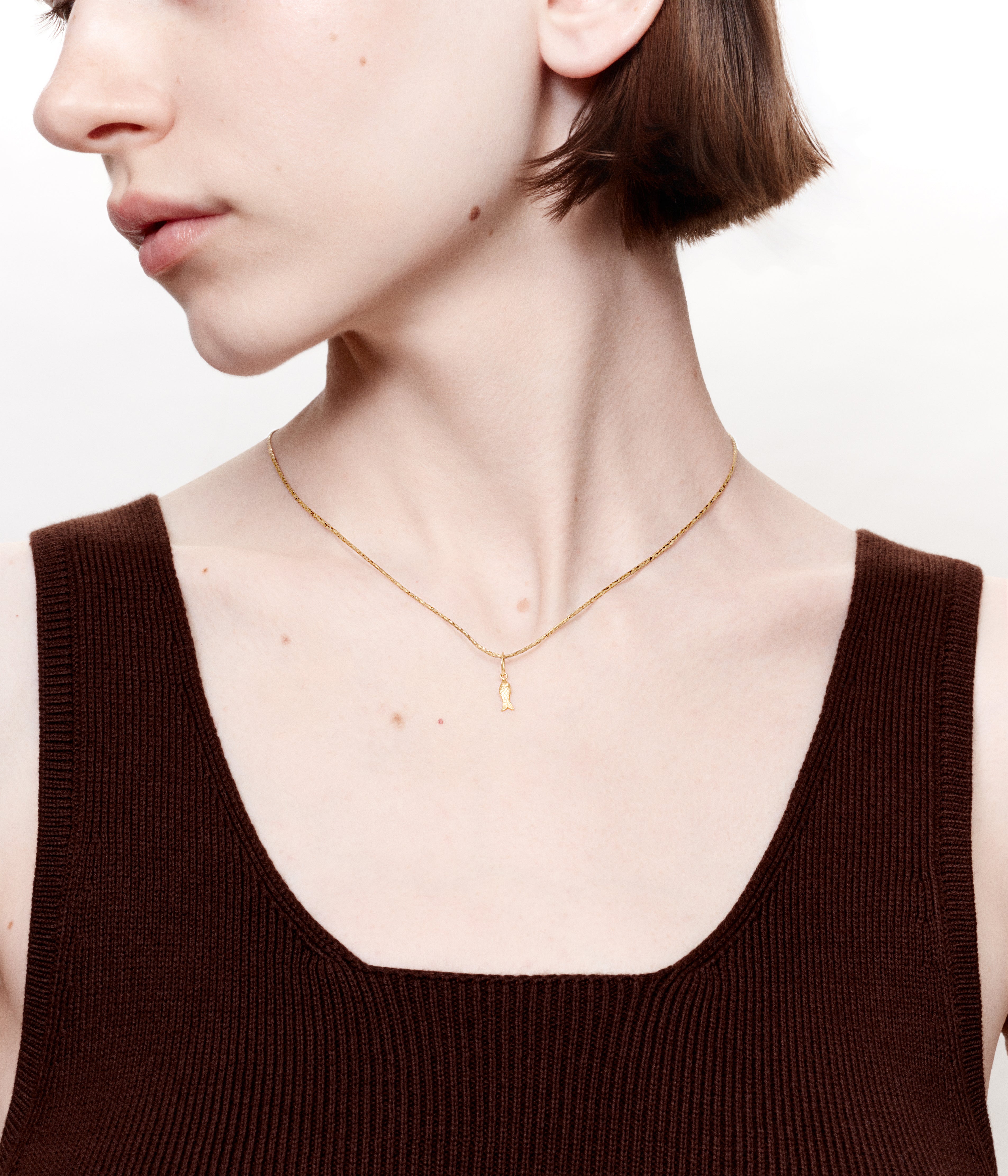 Collier Myanmar Tiny Engraved Fish 