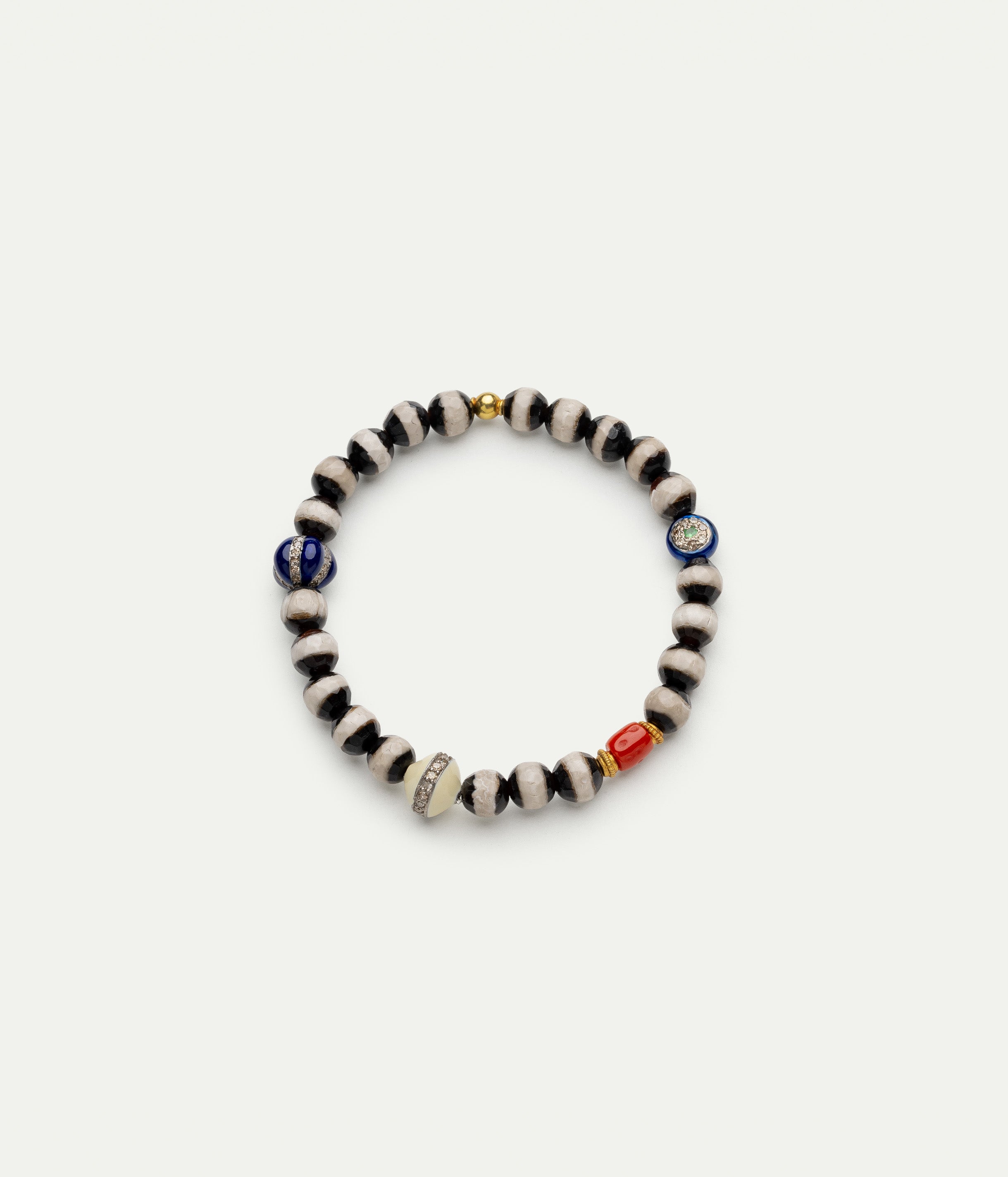 Black agate and diamonds bracelet