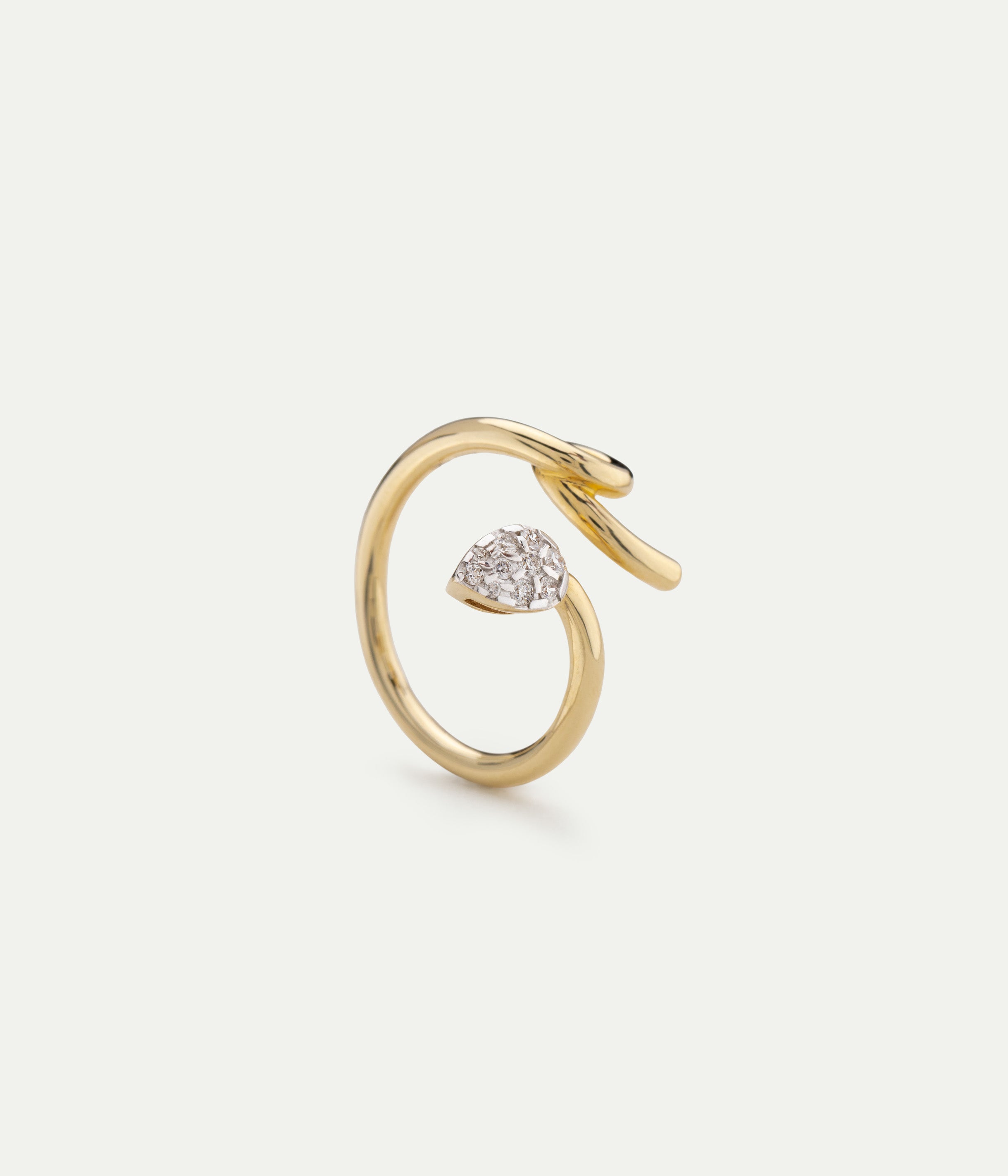 Baby Vine Paved diamonds