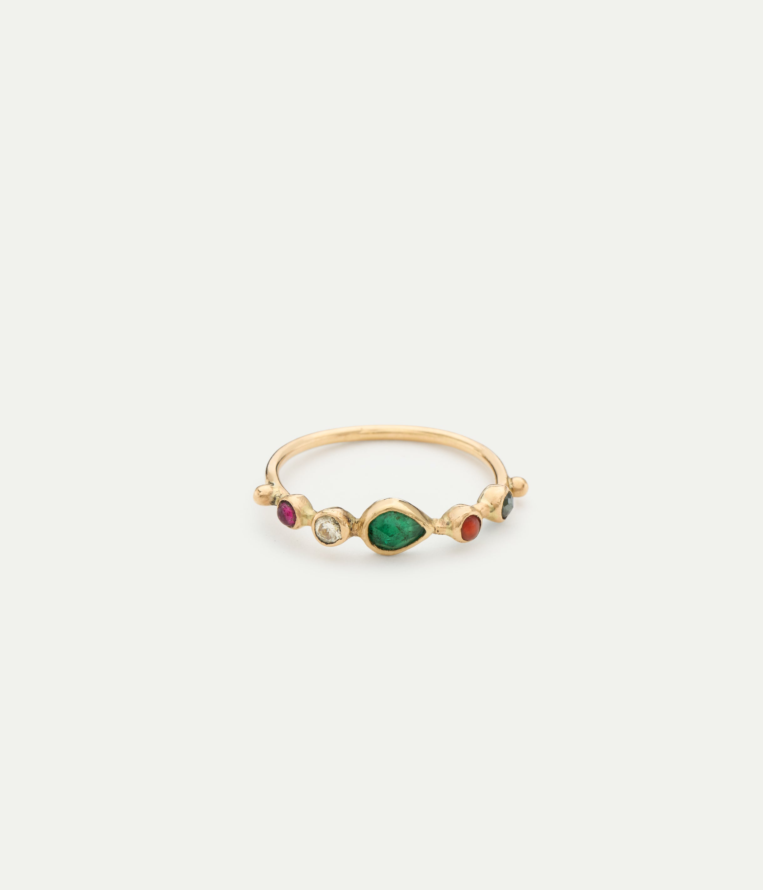 Bague Simple Tsavorite, corail et diamant