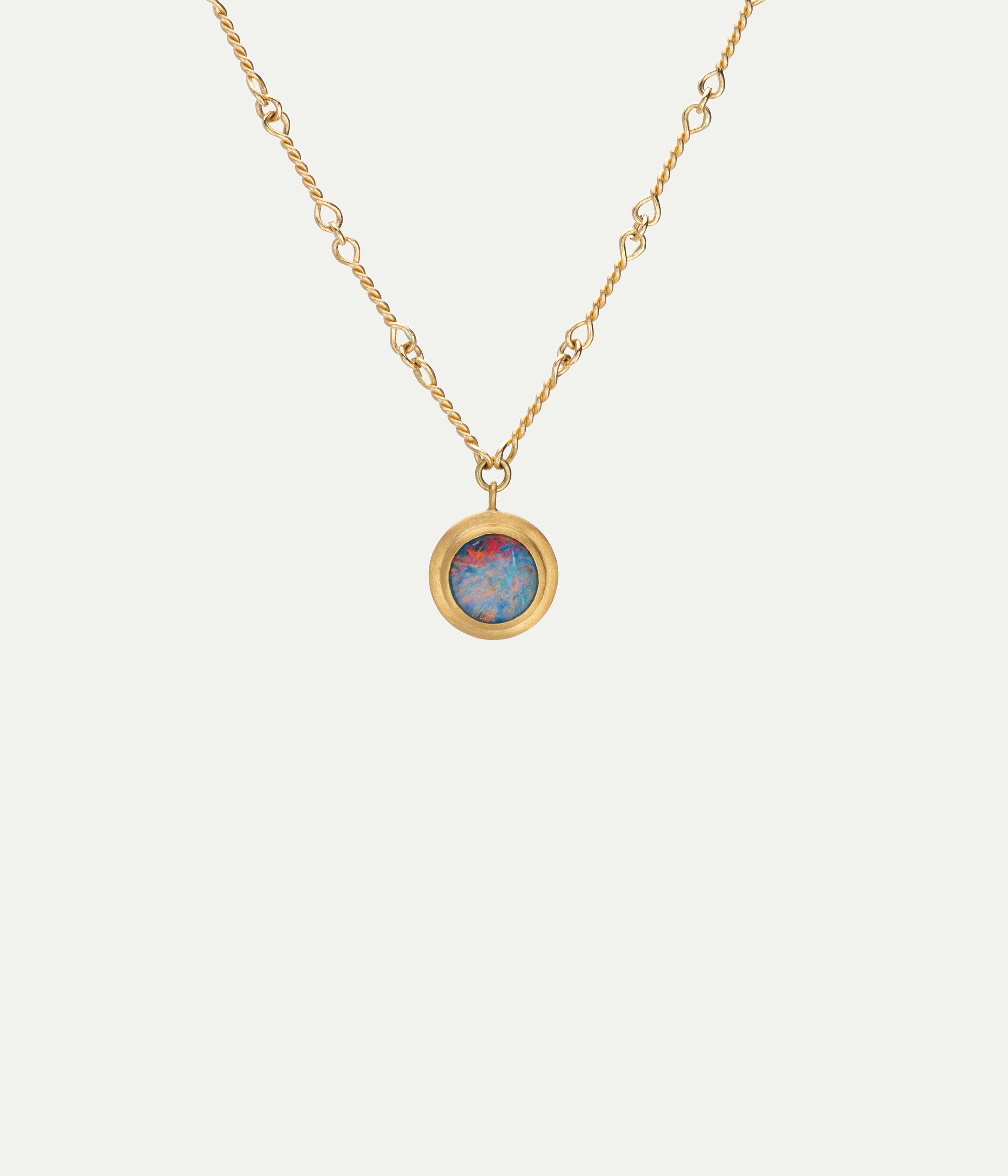 Doublet Opal S necklace