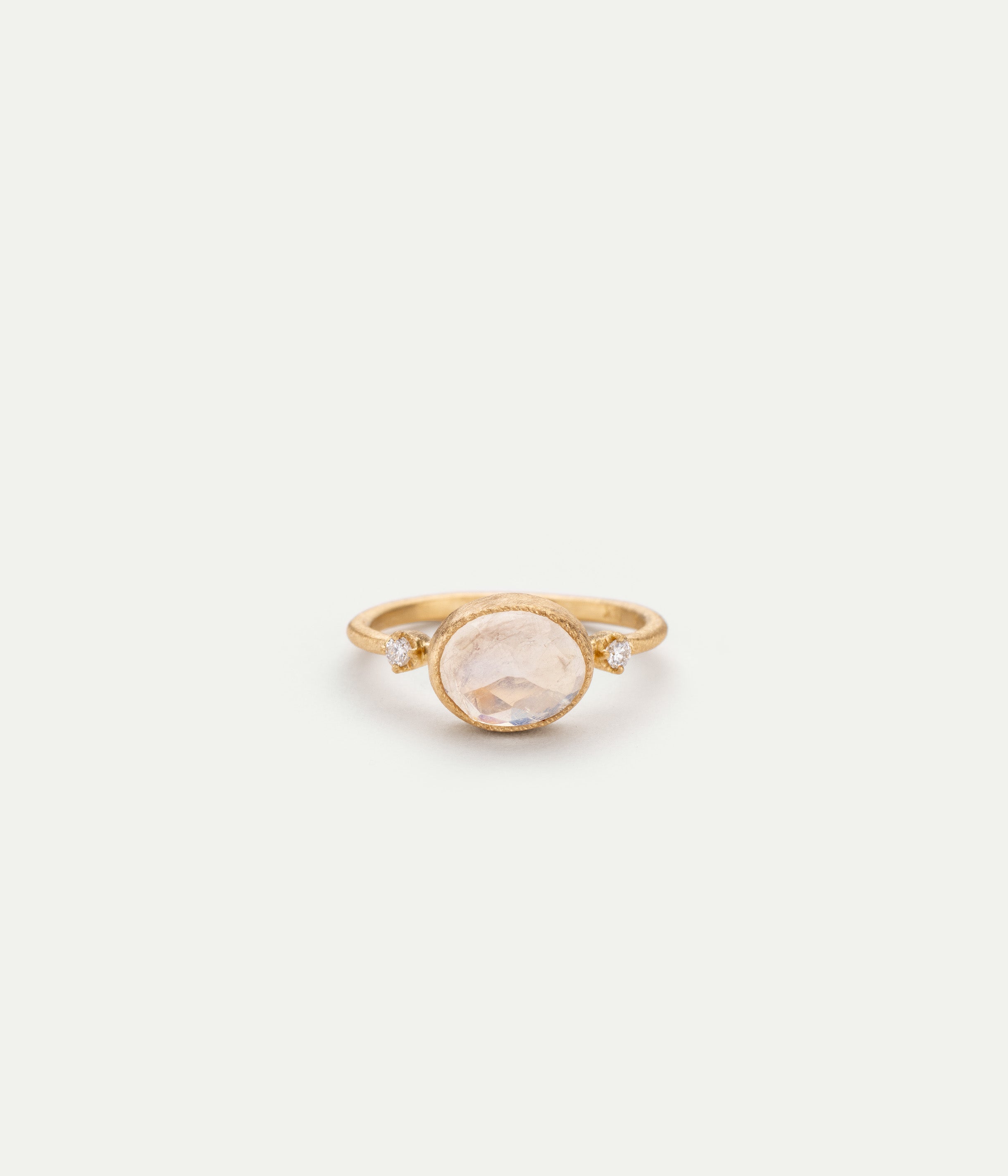 Bague Muguet pierre de lune et diamants