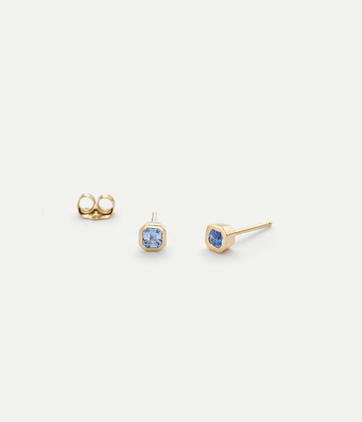 Studs Asscher saphir bleu