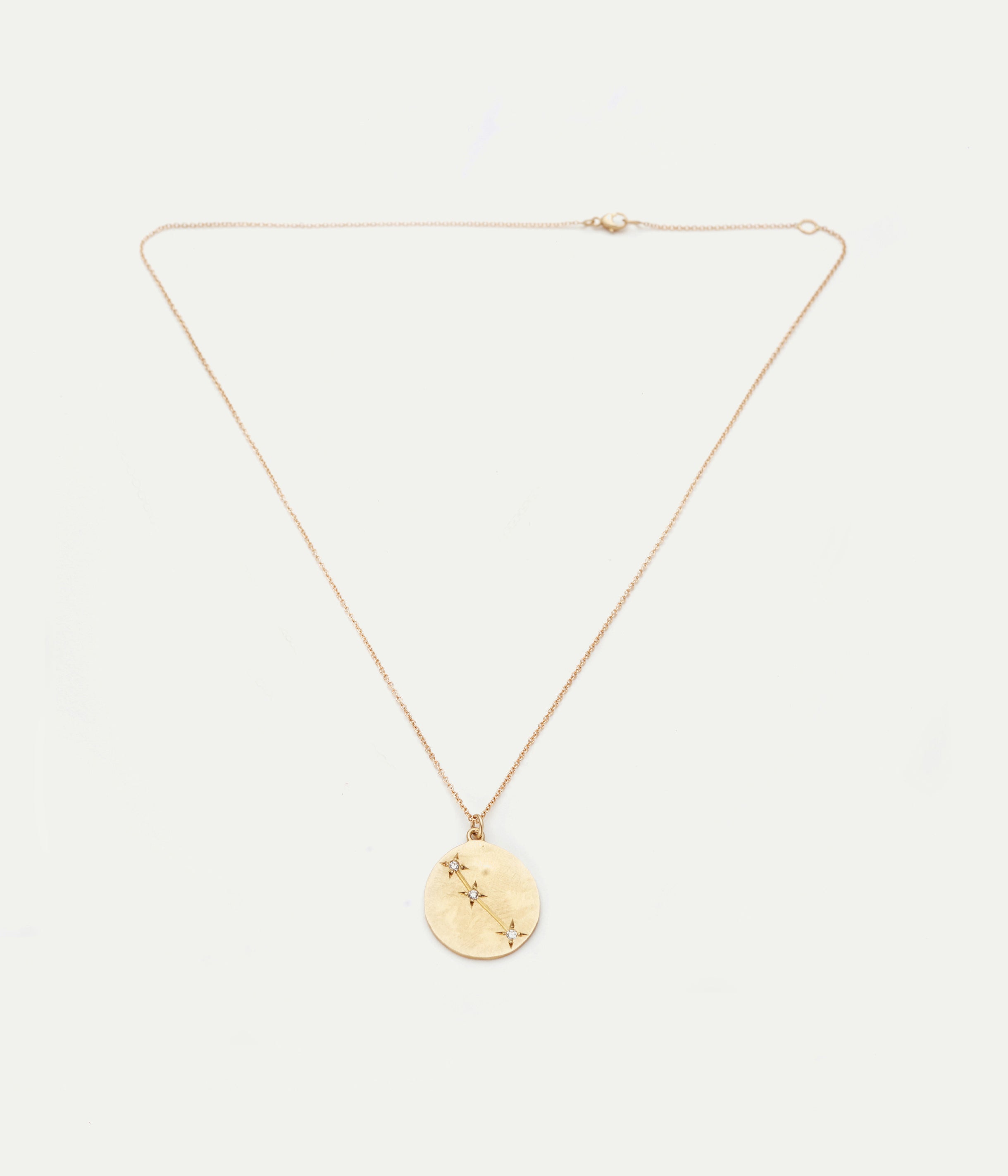 Collier médaille Bélier diamants