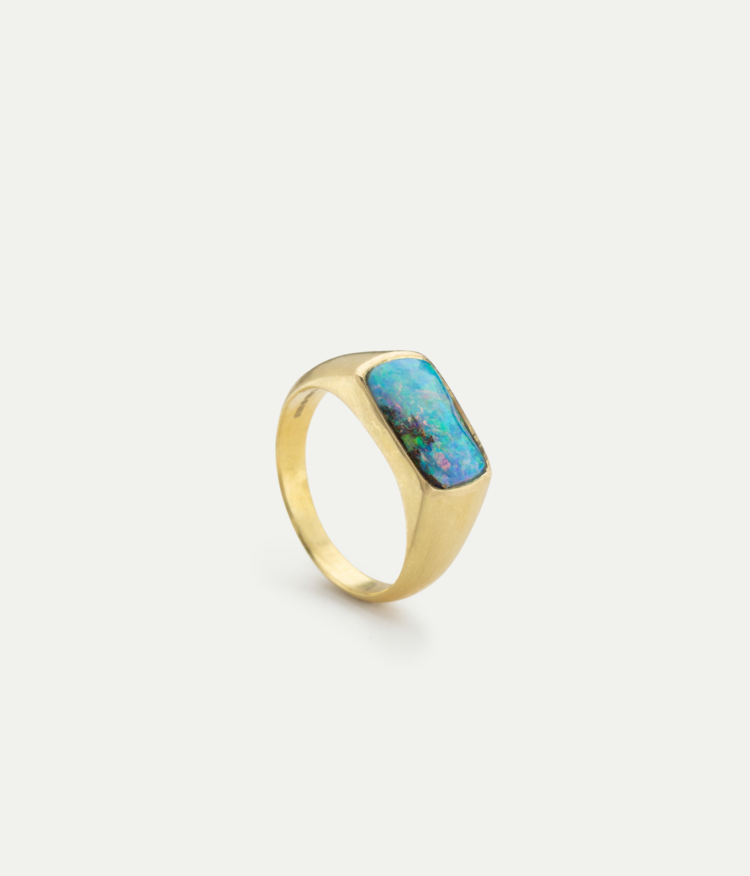 Pipe wood opal flush band ring