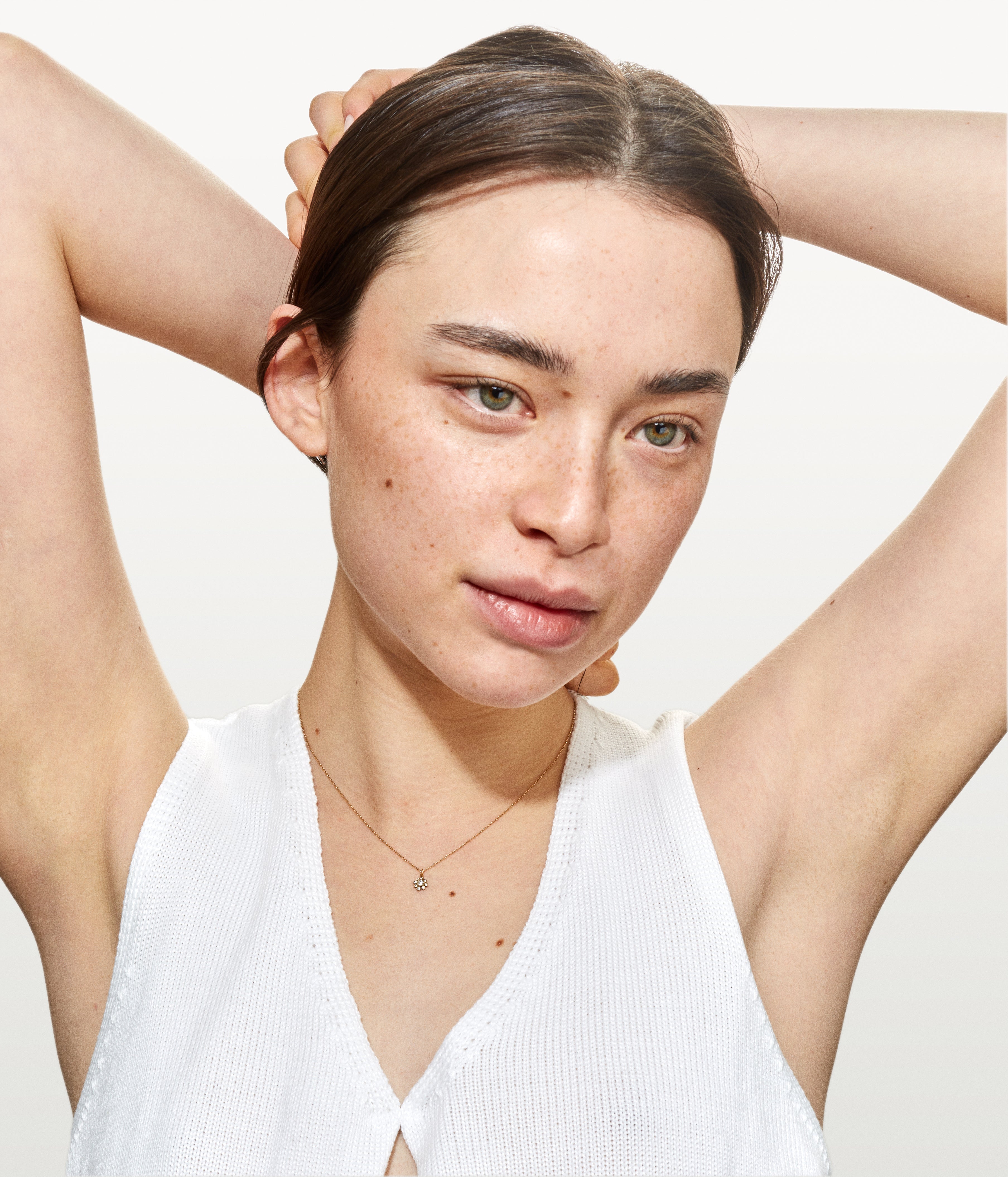 Collier Fleur or jaune et diamants