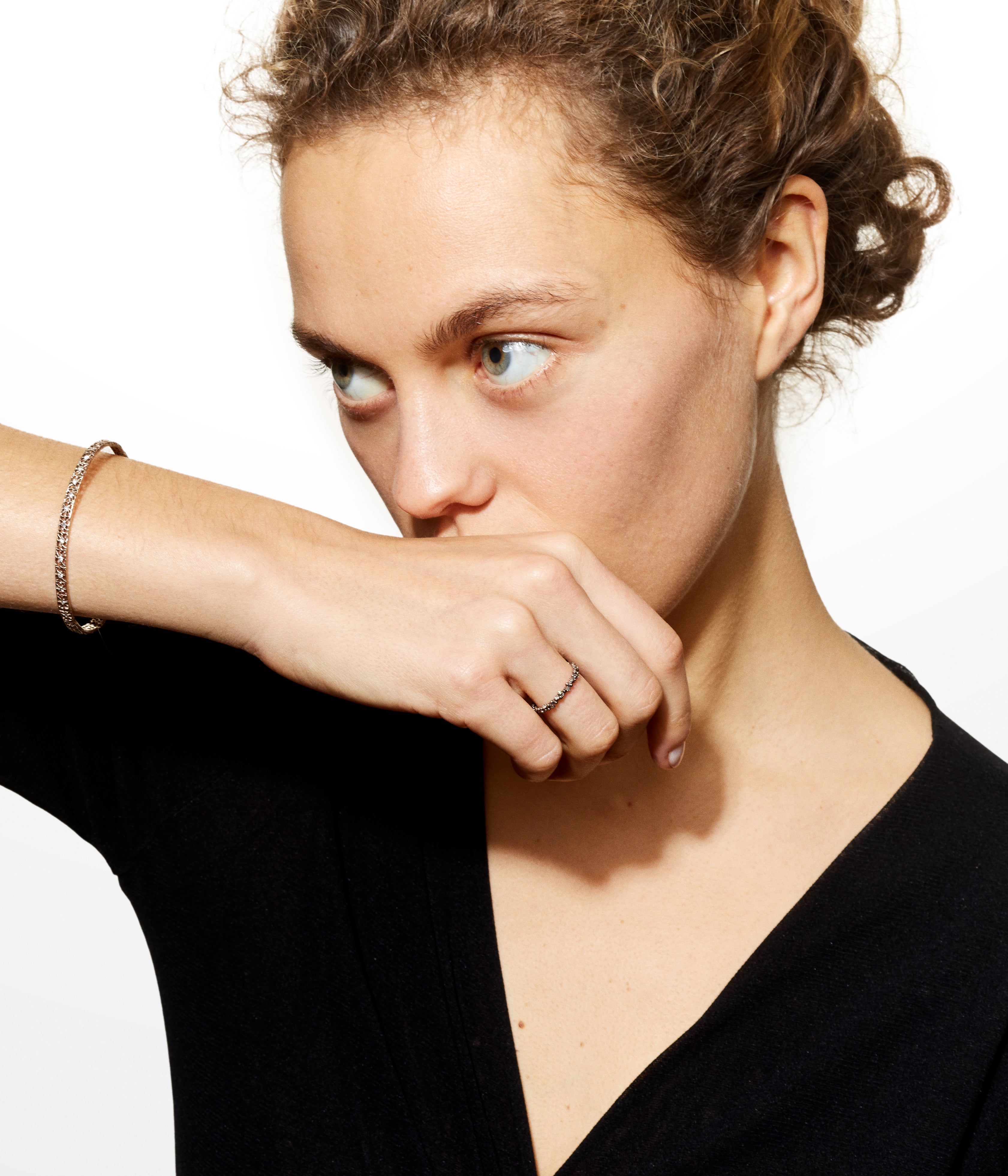 Sand White gold and diamonds ring